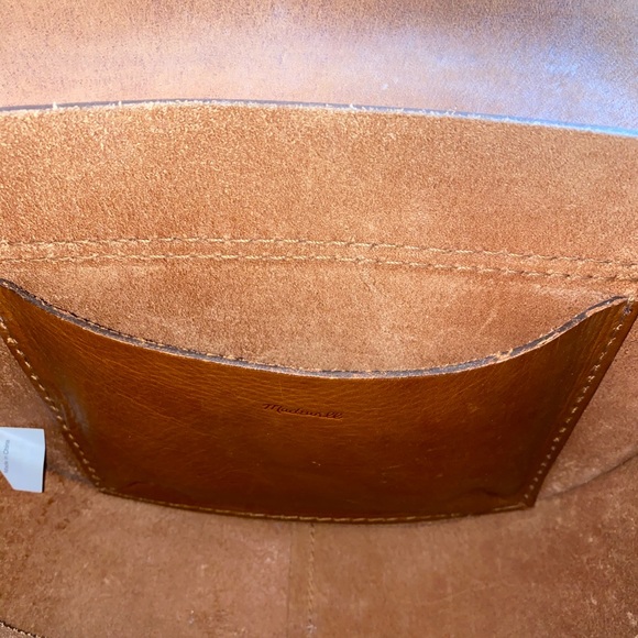 Madewell Savannah Saddlebag - Picture 9 of 10